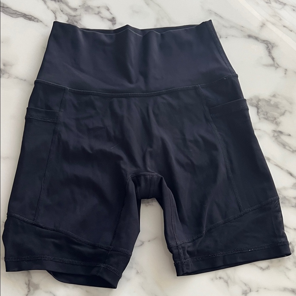 Aerie Black Move Mesh High Waisted Bike Short size Medium